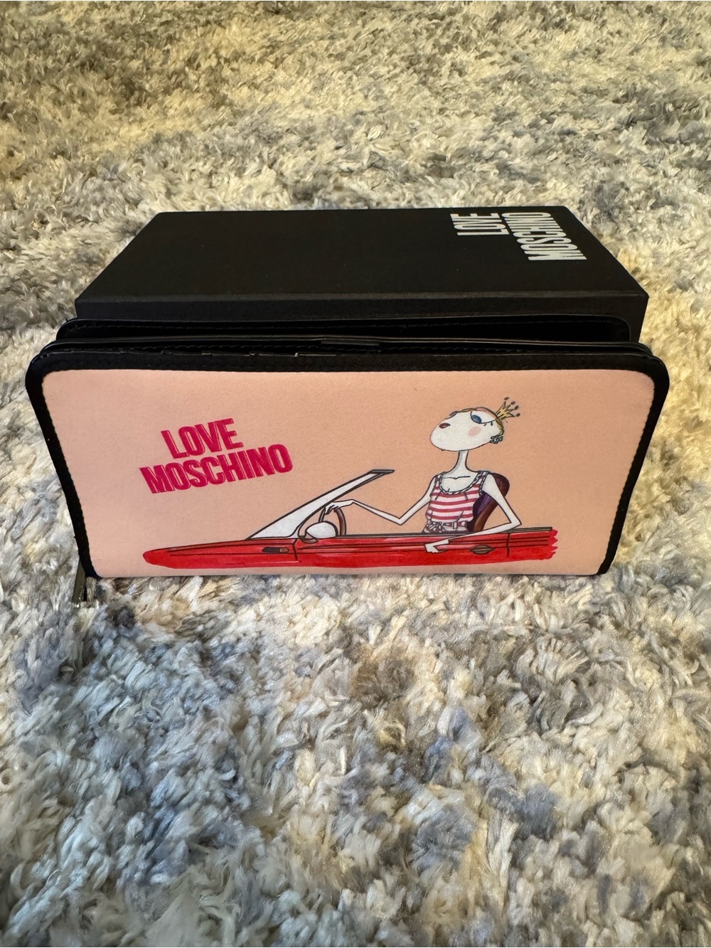 Love Moschino Pink and Red Cartoon Convertible Wallet - Picture 2 of 4